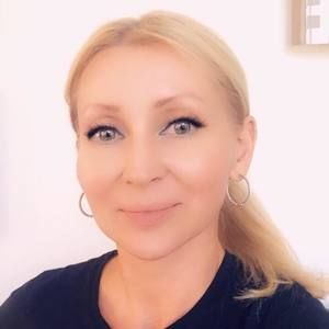 Meet your Posher, Eva